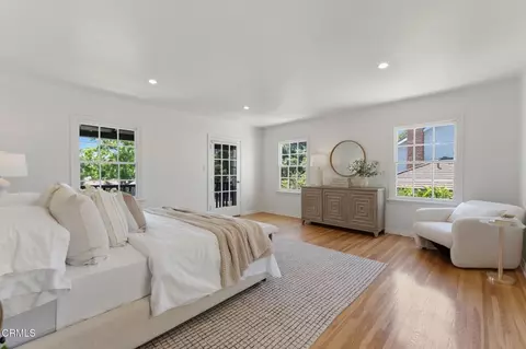 Bedroom - 3475 San Pasqual St, Pasadena, CA 91107 photo 3 of 7