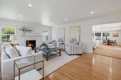 Living - 3475 San Pasqual St, Pasadena, CA 91107 photo 4 of 6