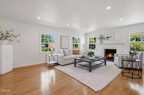 Living - 3475 San Pasqual St, Pasadena, CA 91107 photo 2 of 6