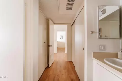 Entry Way - 1127 E Del Mar Blvd #318, Pasadena, CA 91106 photo 4 of 4