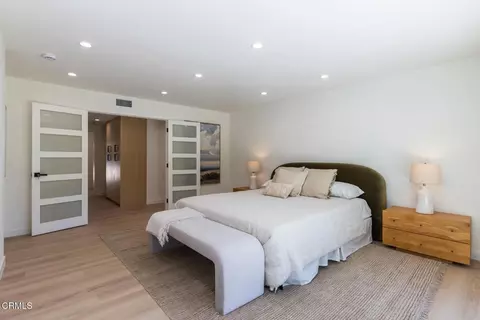 Bedroom - 3737 San Augustine Dr, Glendale, CA 91206 photo 4 of 8