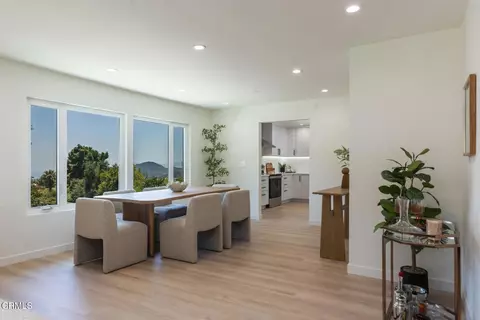 Dining - 3737 San Augustine Dr, Glendale, CA 91206 photo 2 of 5