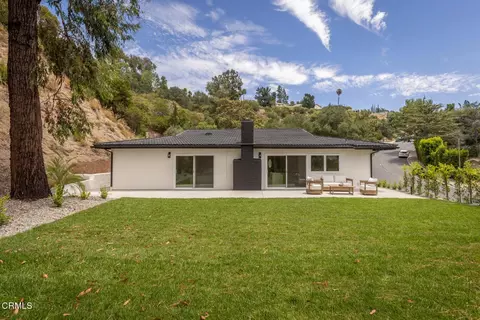 Exterior - 3737 San Augustine Dr, Glendale, CA 91206 photo 4 of 8