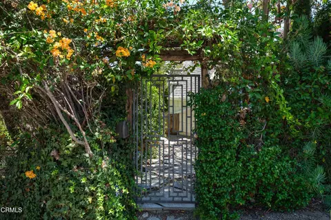 6271 Pine Crest Dr, Los Angeles, CA 90042