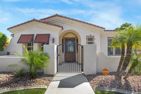 2250 N Hermosa Dr, Palm Springs, CA 92262