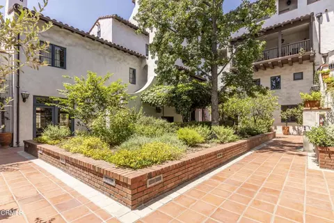 Exterior - 700 E Union St #207, Pasadena, CA 91101 photo 7 of 9