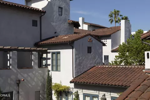 Exterior - 700 E Union St #207, Pasadena, CA 91101 photo 2 of 9