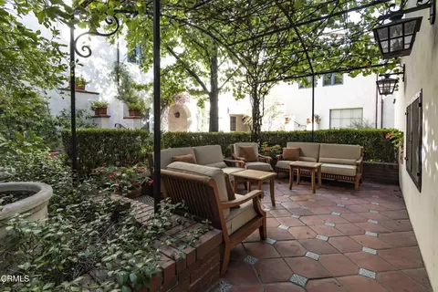 Exterior - 700 E Union St #207, Pasadena, CA 91101 photo 5 of 9