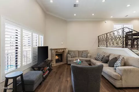 Living - 10141 Samoa Ave #11, Tujunga, CA 91042 photo 1 of 1