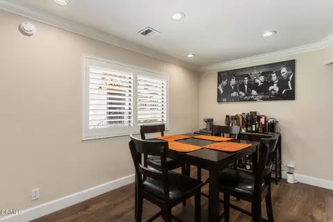 Dining - 10141 Samoa Ave #11, Tujunga, CA 91042 photo 3 of 5