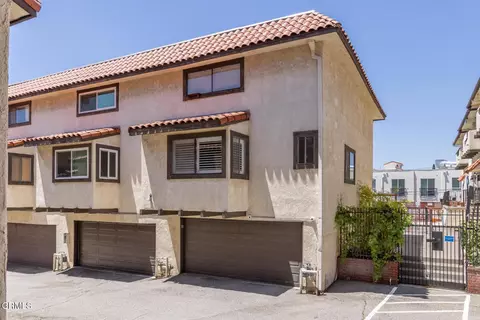 10141 Samoa Ave #11, Tujunga, CA 91042