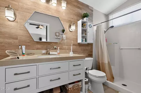 Bath - 2181 Devonshire Dr, Corona, CA 92879 photo 1 of 3