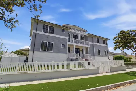7214 Mccool Ave, Los Angeles, CA 90045