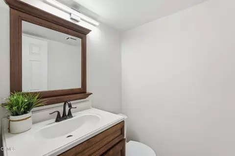Bath - 239 Beattie Ln, Redlands, CA 92374 photo 5 of 7