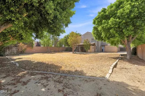 Exterior - 239 Beattie Ln, Redlands, CA 92374 photo 5 of 10
