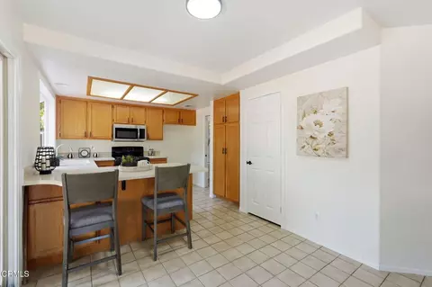 Kitchen - 239 Beattie Ln, Redlands, CA 92374 photo 2 of 7