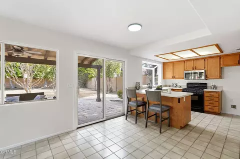 Kitchen - 239 Beattie Ln, Redlands, CA 92374 photo 3 of 7
