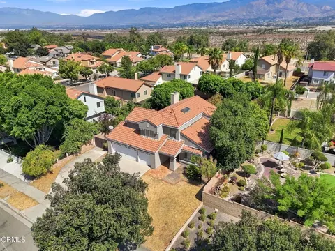 View/Area - 239 Beattie Ln, Redlands, CA 92374 photo 2 of 4