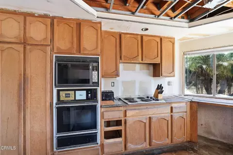 Kitchen - 1874 Wilson Ave, Upland, CA 91784 photo 3 of 4