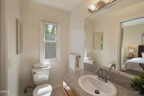 Bath - 322 Alpine St #2, Pasadena, CA 91106 photo 5 of 5