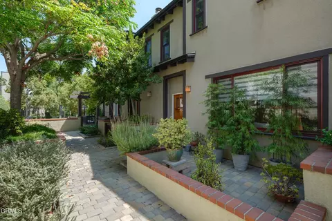 Exterior - 322 Alpine St #2, Pasadena, CA 91106 photo 7 of 10