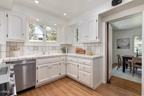 Kitchen - 2096 Brigden, Pasadena, CA 91104 photo 2 of 4