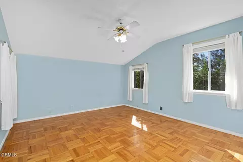 Bedroom - 1305 Valley View Ave, Pasadena, CA 91107 photo 1 of 10