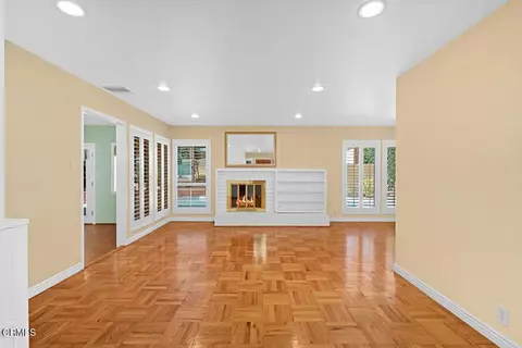 Living - 1305 Valley View Ave, Pasadena, CA 91107 photo 1 of 11