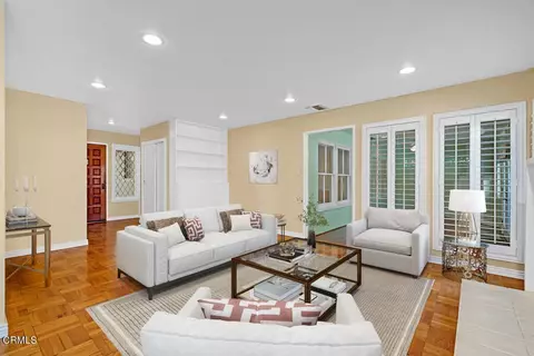 Living - 1305 Valley View Ave, Pasadena, CA 91107 photo 6 of 11