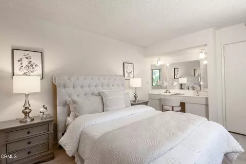 Bedroom - 579 Laguna Rd, Pasadena, CA 91105 photo 1 of 4
