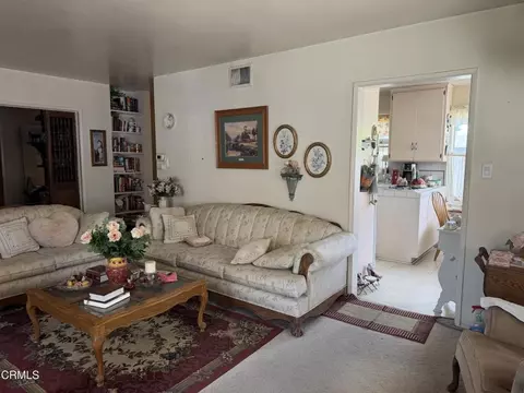 2982 David St, Riverside, CA 92506 photo 2