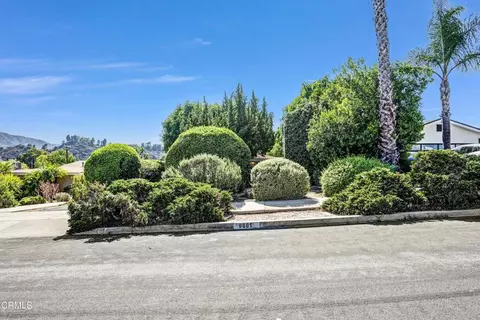 Exterior - 9801 Pali Ave, Tujunga, CA 91042 photo 3 of 9