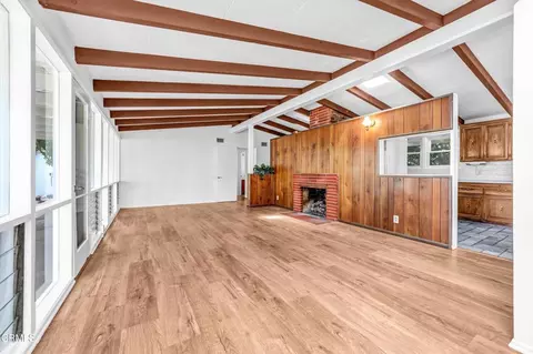 Living - 9801 Pali Ave, Tujunga, CA 91042 photo 5 of 8