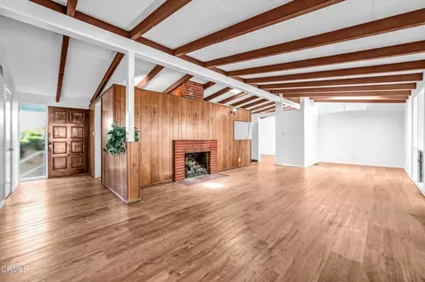 Living - 9801 Pali Ave, Tujunga, CA 91042 photo 1 of 8
