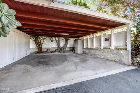 Exterior - 9801 Pali Ave, Tujunga, CA 91042 photo 4 of 9