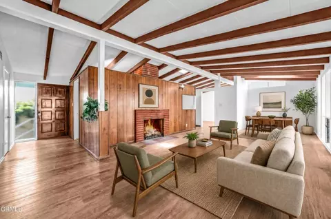 Living - 9801 Pali Ave, Tujunga, CA 91042 photo 2 of 8