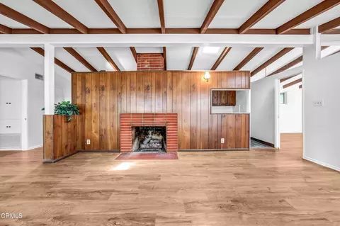 Living - 9801 Pali Ave, Tujunga, CA 91042 photo 6 of 8
