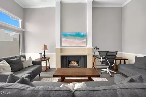 Living - 1522 Windsor Ln, Fullerton, CA 92831 photo 2 of 5