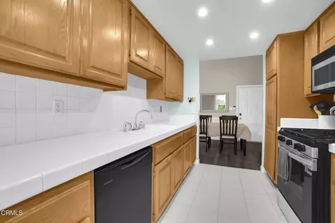 Kitchen - 1522 Windsor Ln, Fullerton, CA 92831 photo 5 of 7