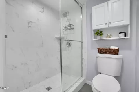 Bath - 1522 Windsor Ln, Fullerton, CA 92831 photo 2 of 3