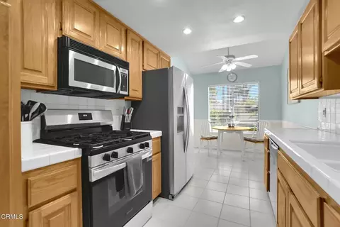Kitchen - 1522 Windsor Ln, Fullerton, CA 92831 photo 3 of 7