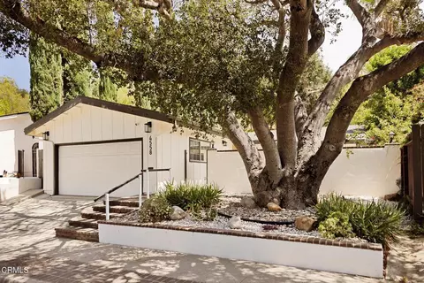 4558 Don Pio Dr, Woodland Hills, CA 91364