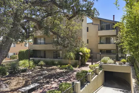960 San Pasqual #205, Pasadena, CA 91106