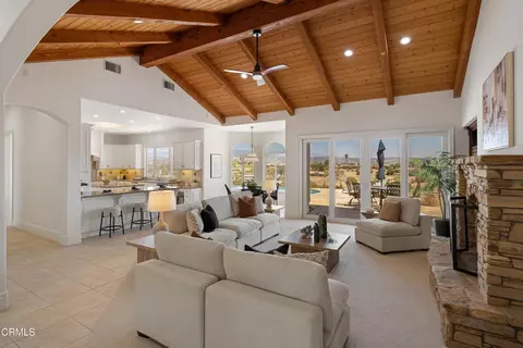 Living - 4284 Fallsbrae Rd, Fallbrook, CA 92028 photo 4 of 5
