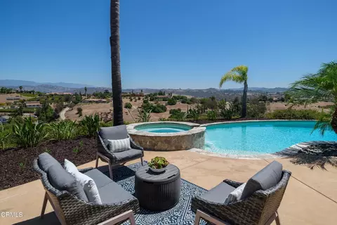 Exterior - 4284 Fallsbrae Rd, Fallbrook, CA 92028 photo 2 of 16