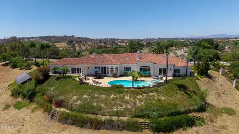 View/Area - 4284 Fallsbrae Rd, Fallbrook, CA 92028 photo 2 of 7