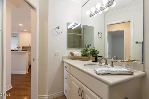 Bath - 3101 Peninsula Rd #218, Oxnard, CA 93035 photo 1 of 2