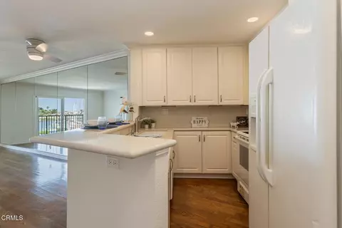 Kitchen - 3101 Peninsula Rd #218, Oxnard, CA 93035 photo 1 of 4