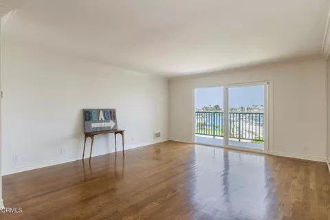 Living - 3101 Peninsula Rd #218, Oxnard, CA 93035 photo 1 of 3