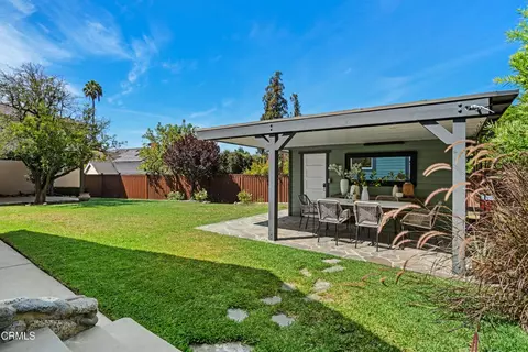Exterior - 133 N Orange Grove Blvd, Pasadena, CA 91103 photo 6 of 7